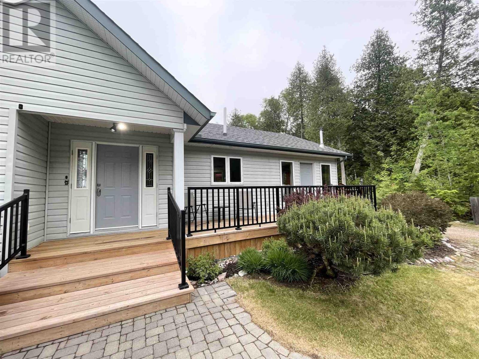2778 Canoe Point Rd, Hilton Beach, Ontario  P0R 1J0 - Photo 31 - SM261412