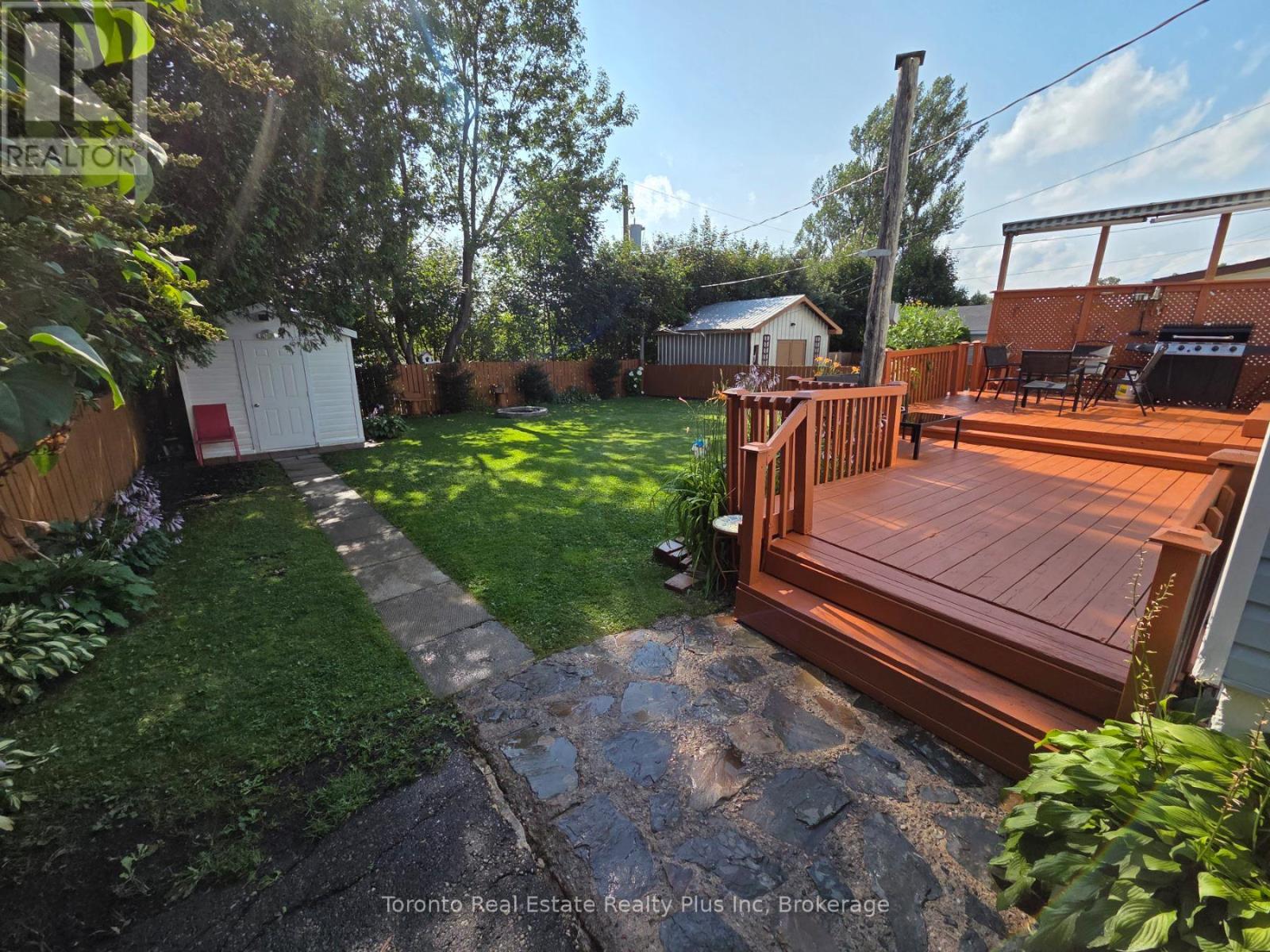 28 Milliken Road, Elliot Lake, Ontario  P5A 1K1 - Photo 13 - X13681142
