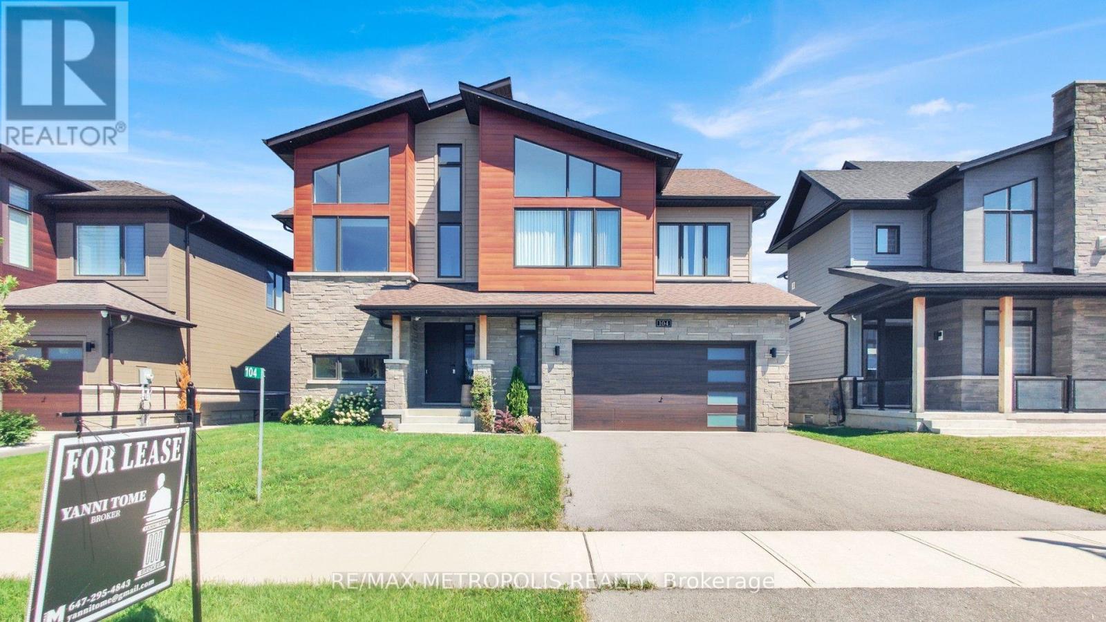 104 Stoneleigh Drive, Blue Mountains, Ontario  L9Y 0V1 - Photo 2 - X13682250