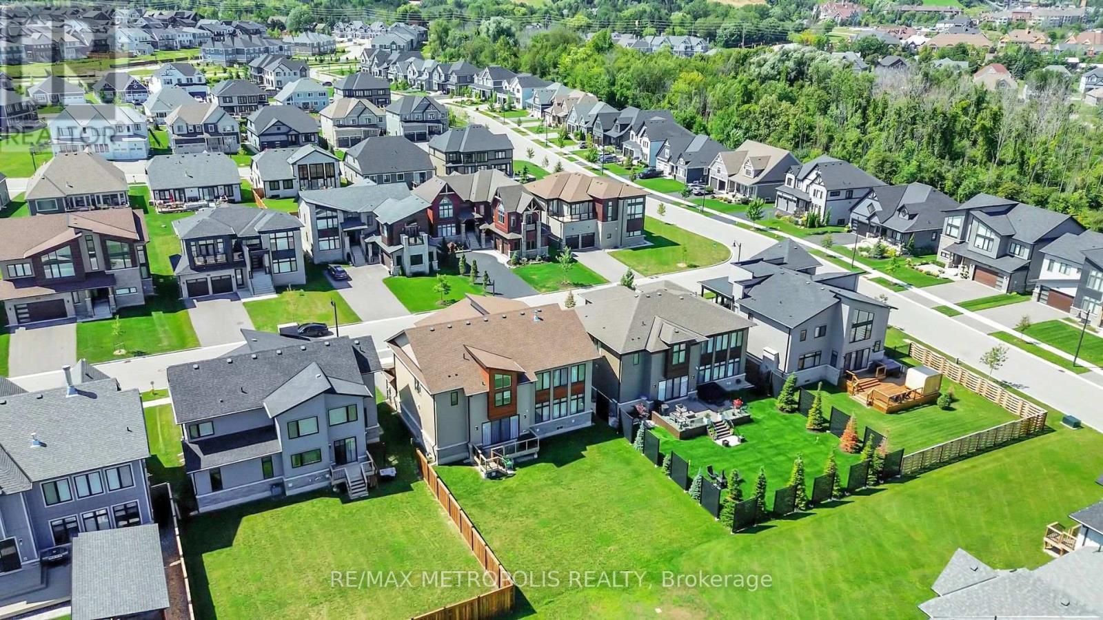 104 Stoneleigh Drive, Blue Mountains, Ontario  L9Y 0V1 - Photo 41 - X13682250