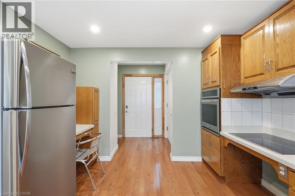 35 Chatham Street, Hamilton, Ontario  L8P 2B3 - Photo 9 - 40844688