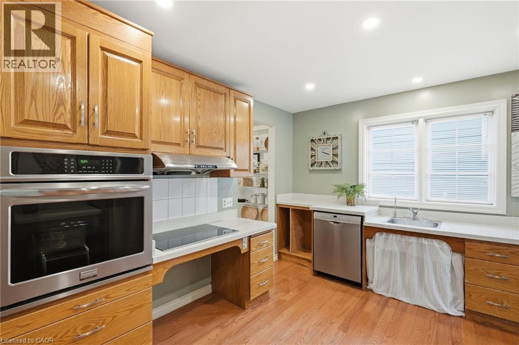 35 Chatham Street, Hamilton, Ontario  L8P 2B3 - Photo 11 - 40844688