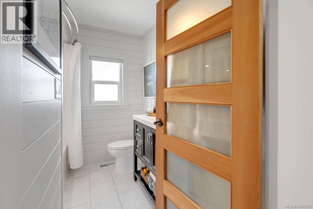 417 White St, Ladysmith, British Columbia  V9G 1B7 - Photo 7 - 1046795