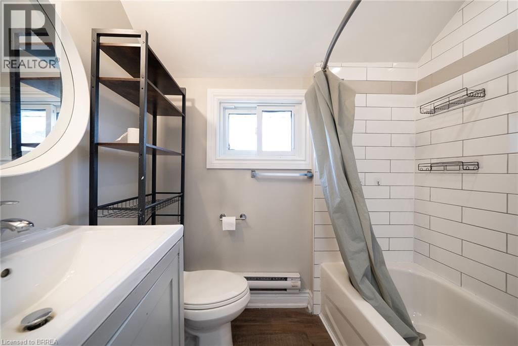 20 Fair Avenue Unit# Upper, Brantford, Ontario  N3S 2M5 - Photo 8 - 40856199