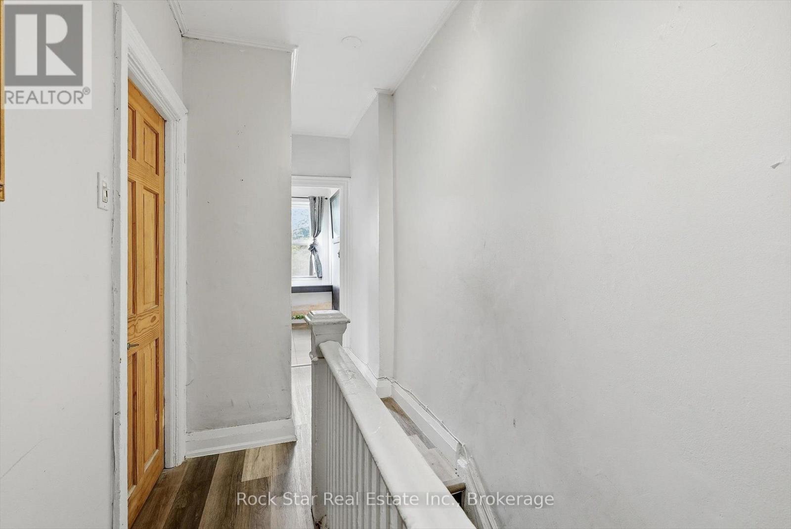 1259 Davenport Road, Toronto, Ontario  M6H 2H2 - Photo 12 - W13682438