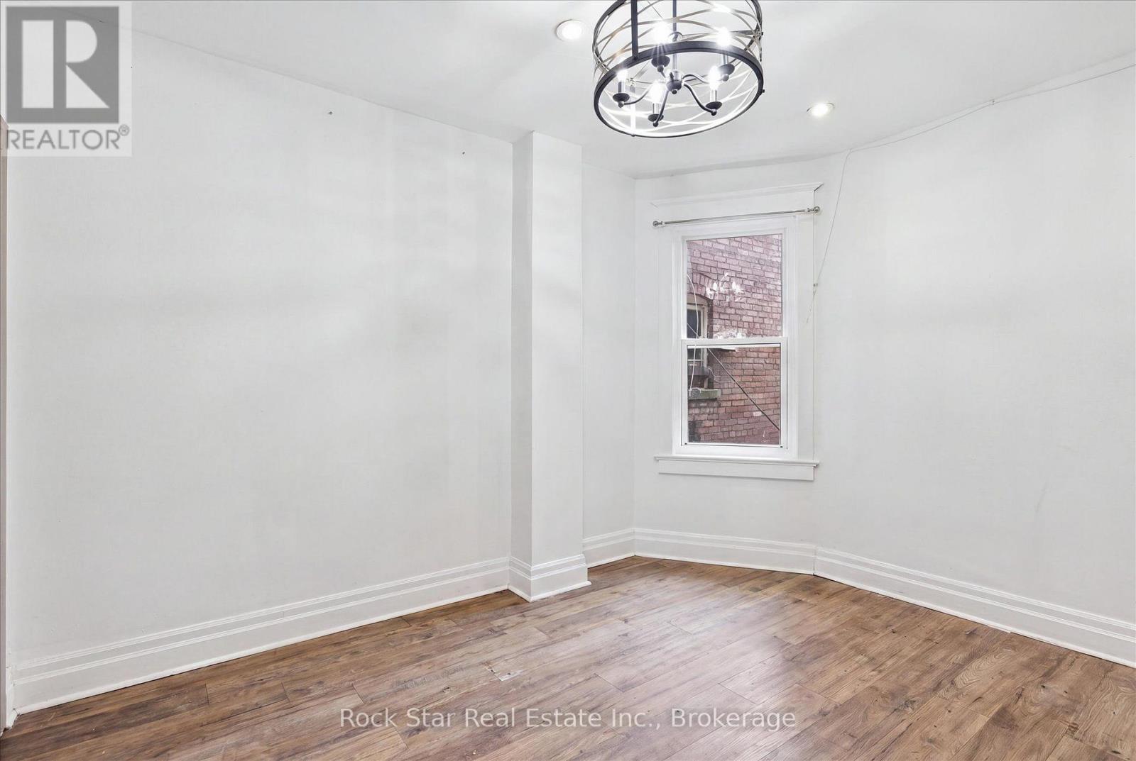 1259 Davenport Road, Toronto, Ontario  M6H 2H2 - Photo 6 - W13682438