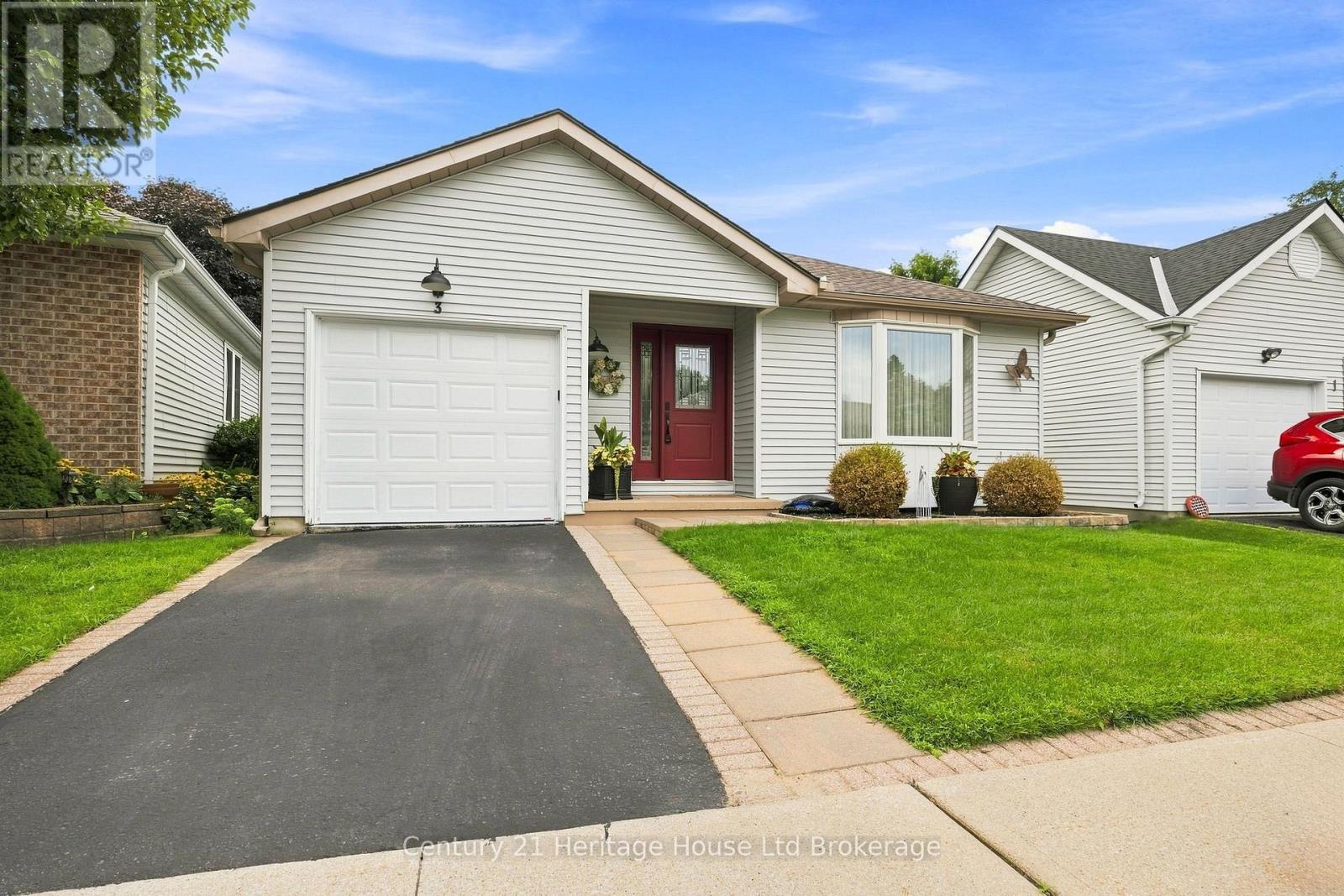 3 Mcdonald Court, Tillsonburg, Ontario  N4G 5L8 - Photo 2 - X13682562