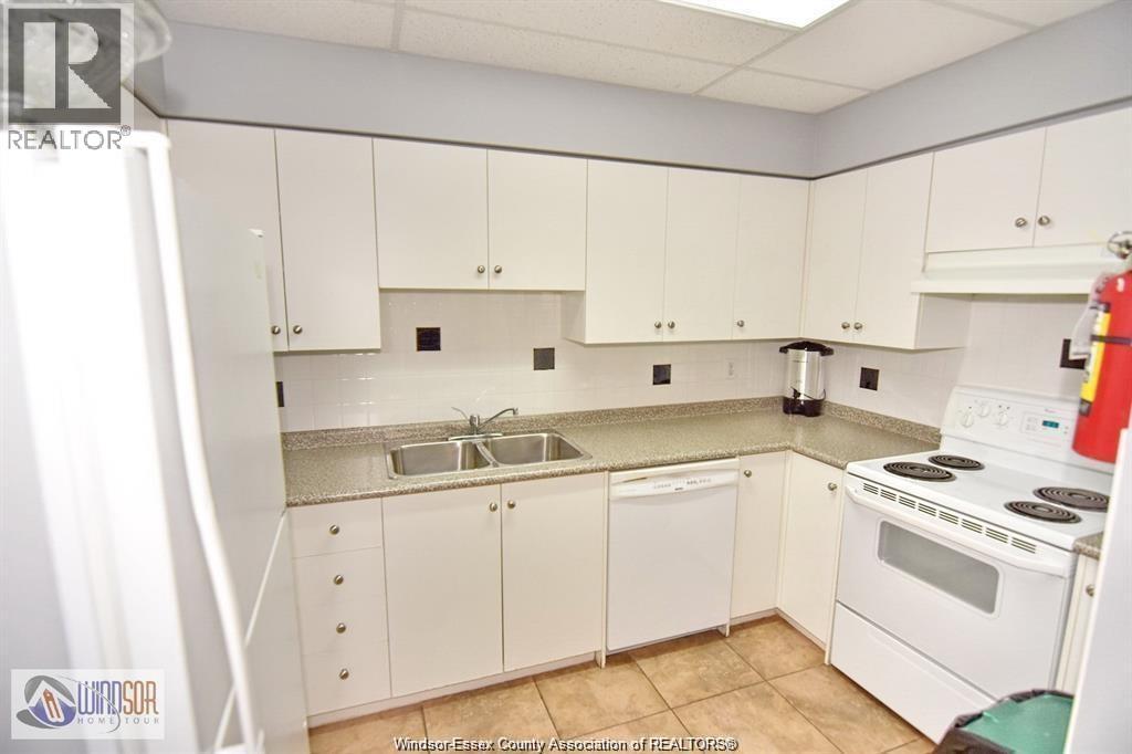 4789 Riverside Drive East Unit# 1406, Windsor, Ontario  N8Y 5A2 - Photo 9 - 26019991
