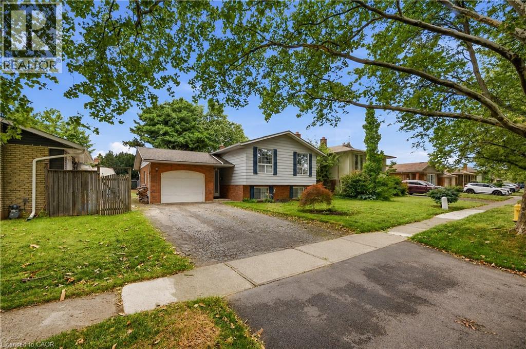 11 Kimbermount Drive, St. Catharines, Ontario  L2N 5V7 - Photo 3 - 40856245