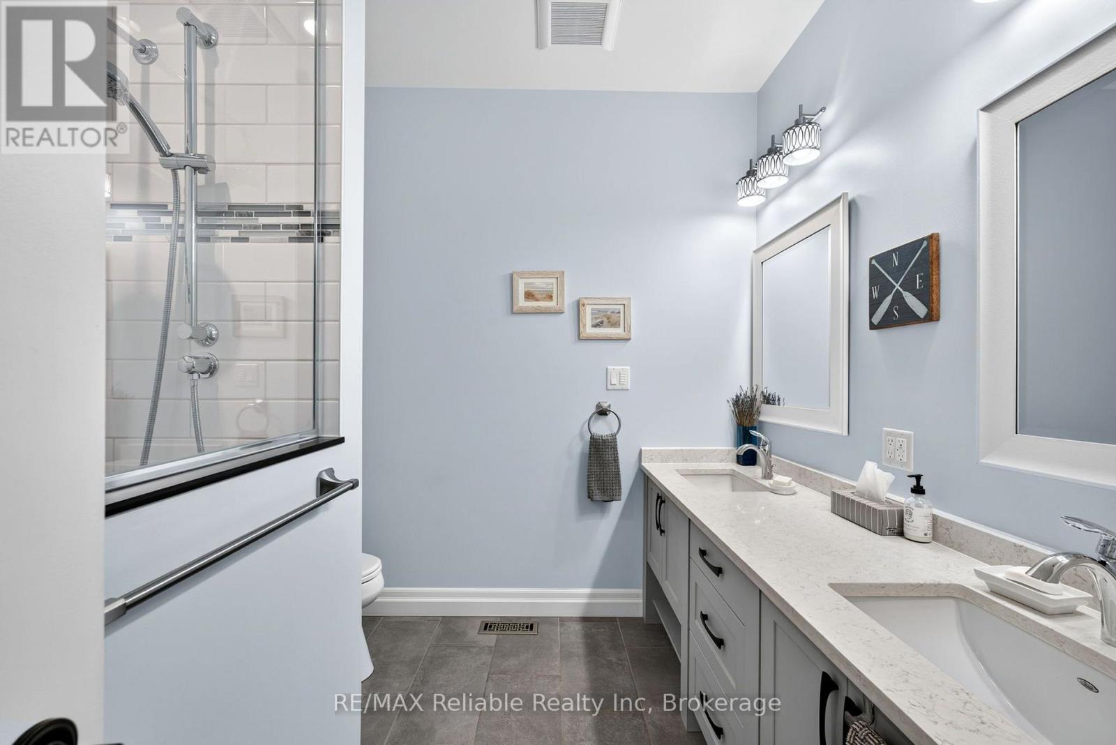 15 Harbour Court, Bluewater (Bayfield), Ontario  N0M 1G0 - Photo 25 - X13682400