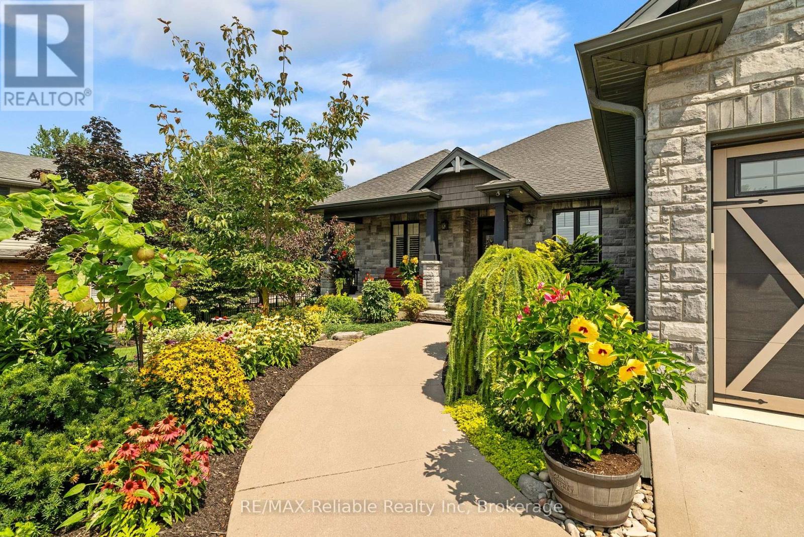 15 Harbour Court, Bluewater (Bayfield), Ontario  N0M 1G0 - Photo 7 - X13682400