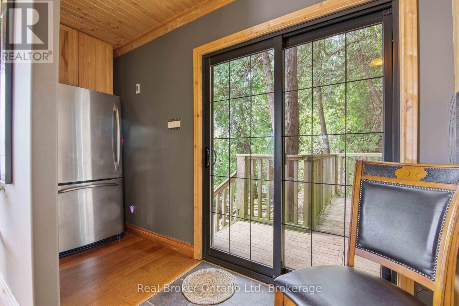 574 Mallory Beach Road, South Bruce Peninsula, Ontario  N0H 2T0 - Photo 29 - X13682406