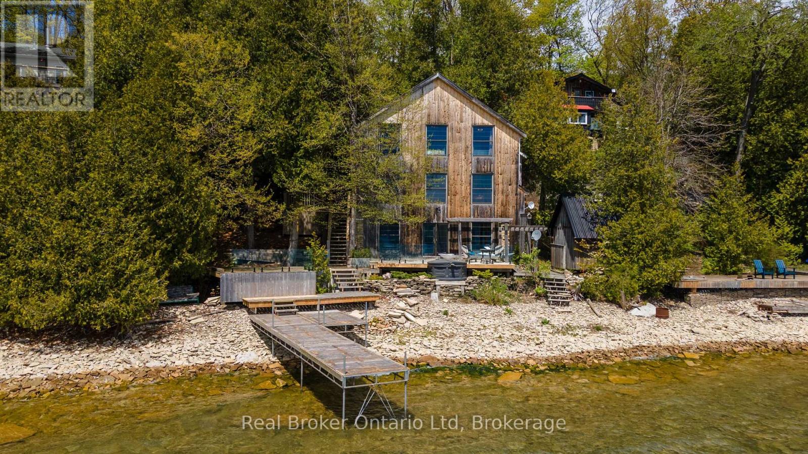 574 Mallory Beach Road, South Bruce Peninsula, Ontario  N0H 2T0 - Photo 3 - X13682406