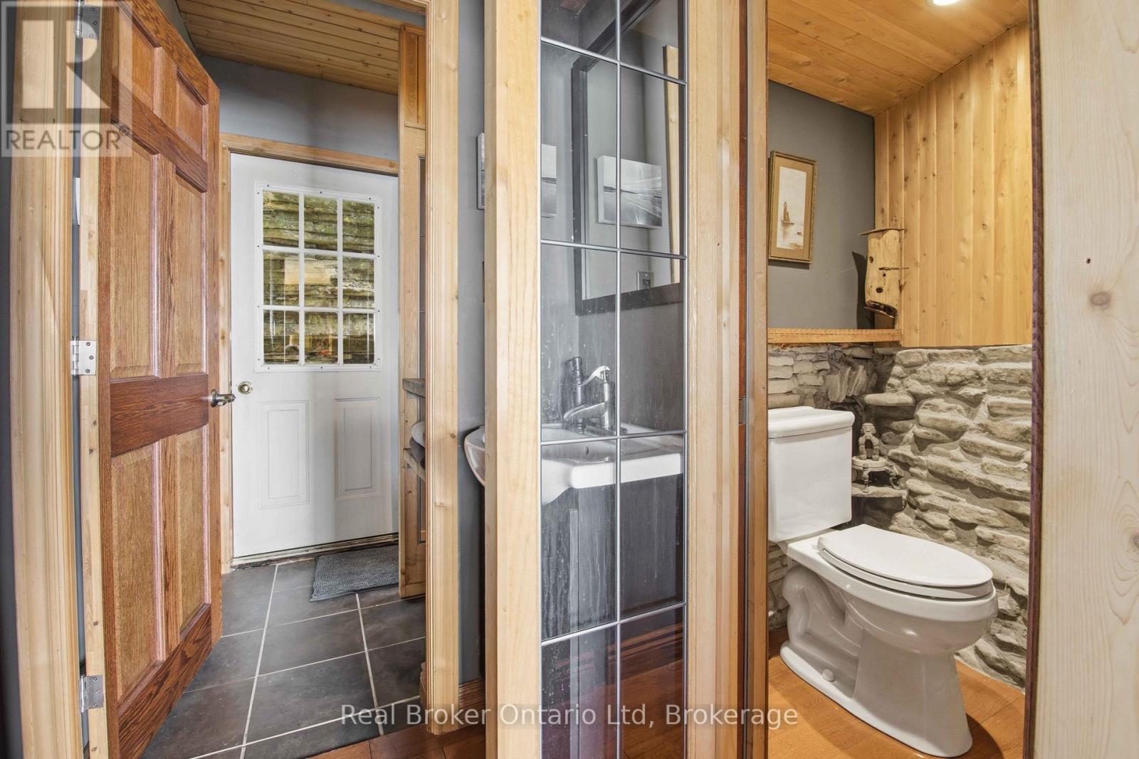 574 Mallory Beach Road, South Bruce Peninsula, Ontario  N0H 2T0 - Photo 34 - X13682406