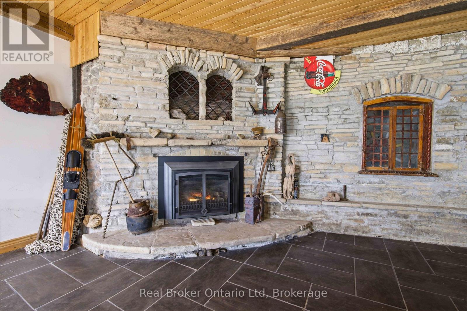574 Mallory Beach Road, South Bruce Peninsula, Ontario  N0H 2T0 - Photo 37 - X13682406