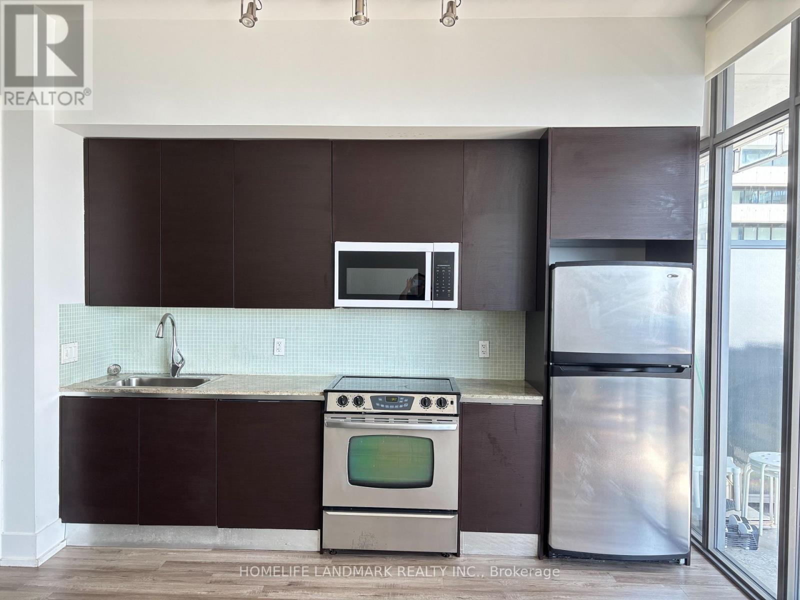 4210 - 33 Charles Street E, Toronto, Ontario  M4Y 0A2 - Photo 3 - C13682308