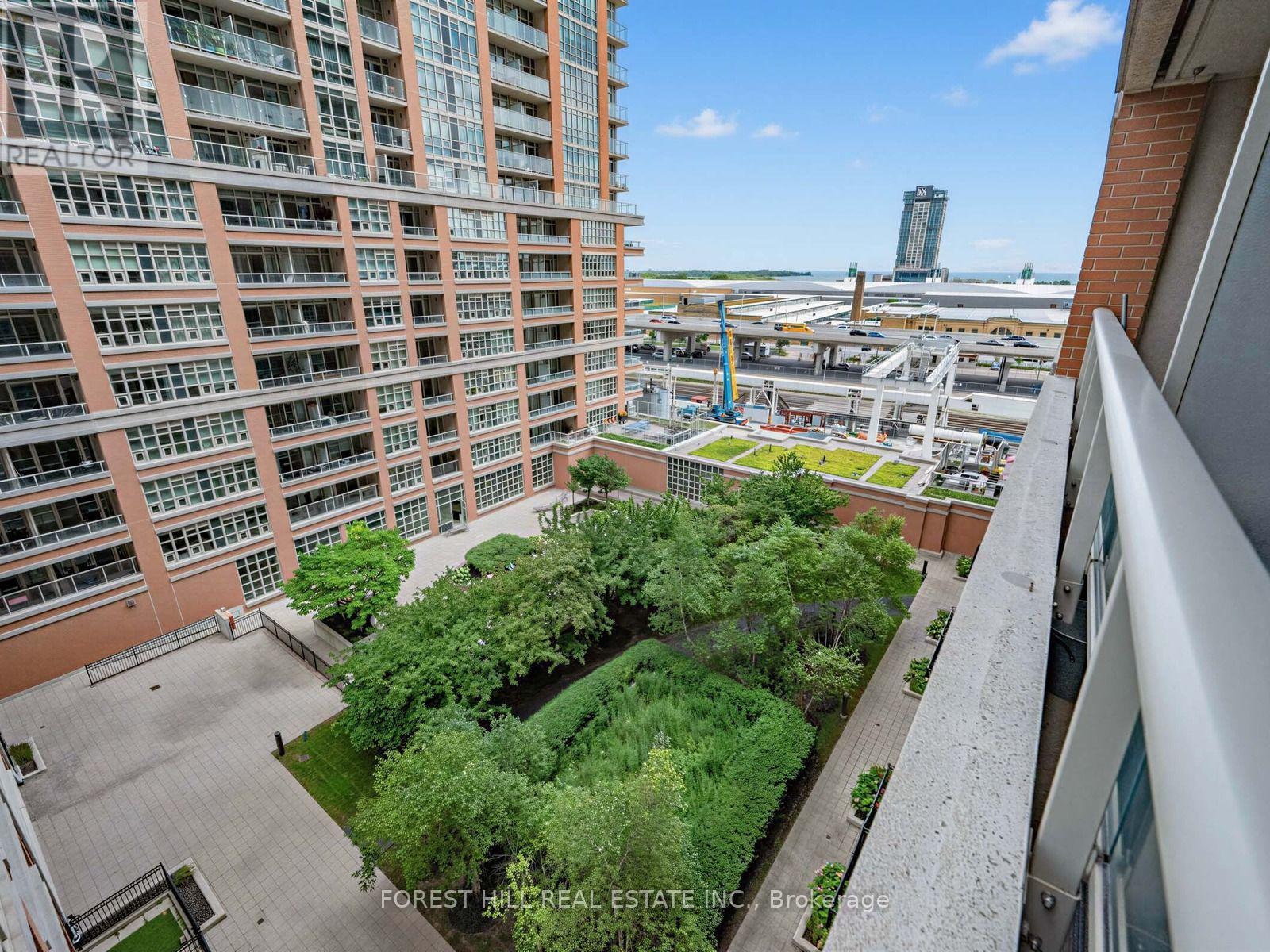 913 - 85 EAST LIBERTY STREET, Toronto, Ontario