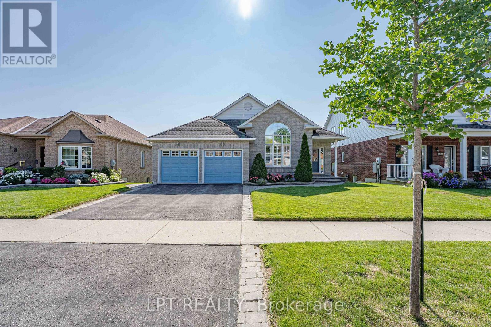 219 Waterbury Crescent, Scugog, Ontario  L9L 1S5 - Photo 5 - E13682356