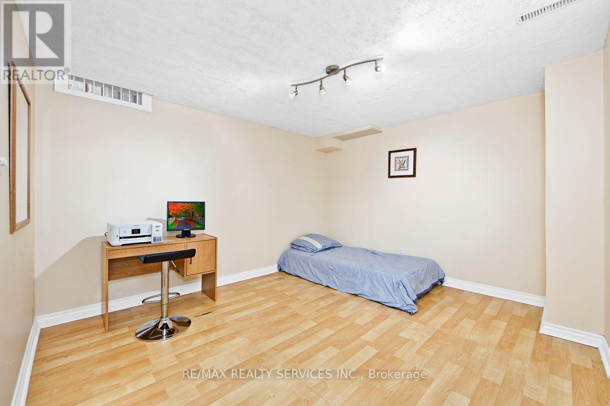 64 Strickland Drive, Ajax, Ontario  L1T 4A2 - Photo 31 - E13682574