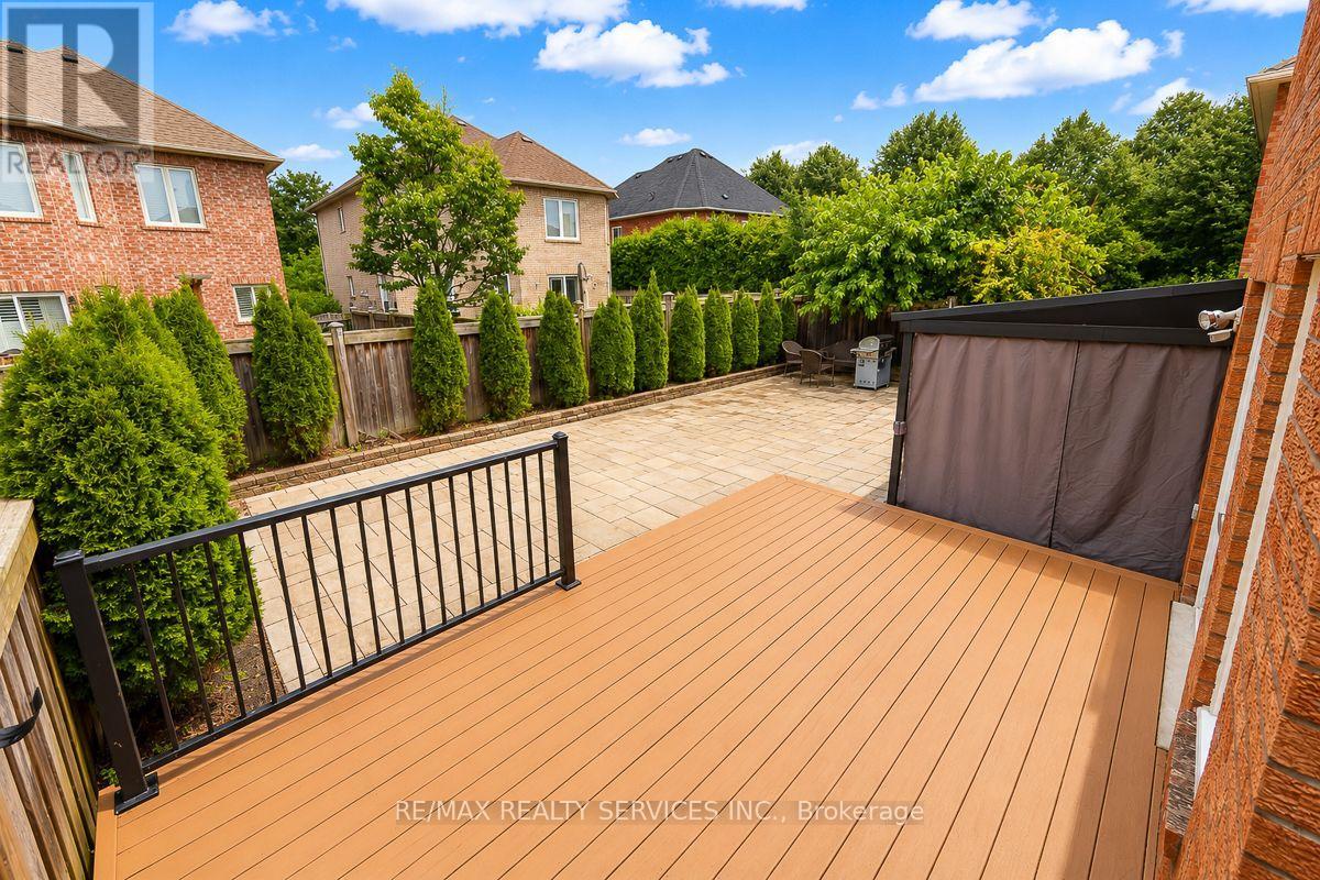 64 Strickland Drive, Ajax, Ontario  L1T 4A2 - Photo 33 - E13682574