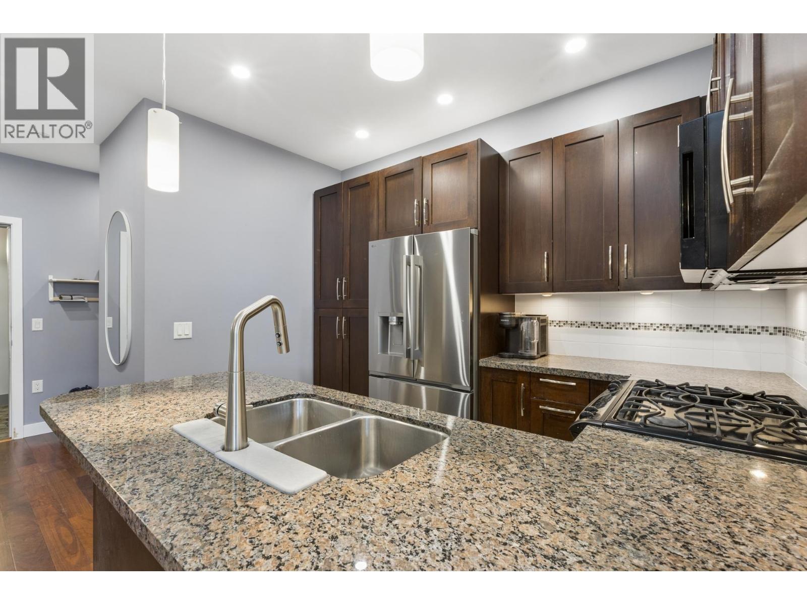 303 116 W 23rd Street, North Vancouver, British Columbia  V7M 2A9 - Photo 10 - R3120941