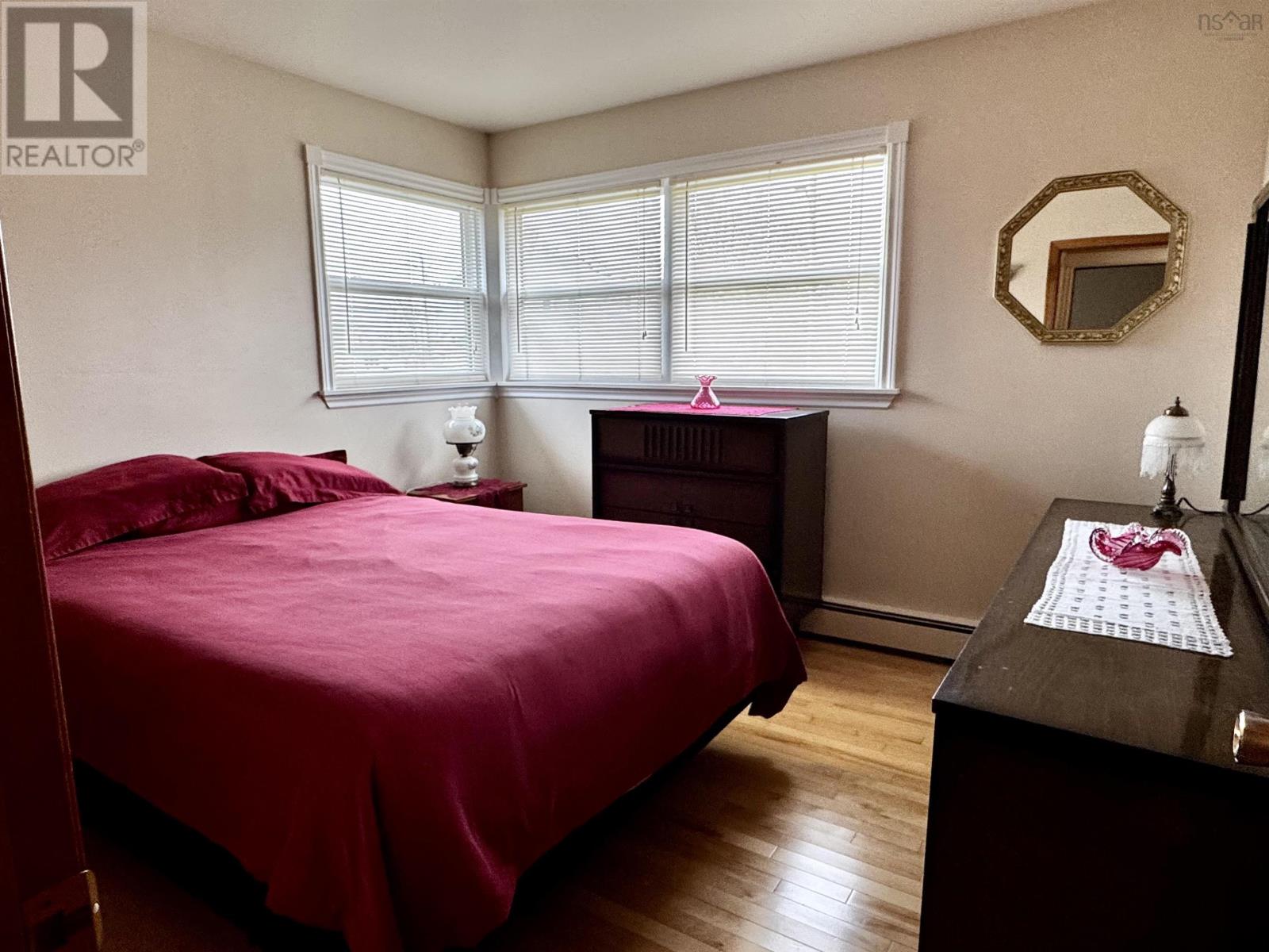 4 Macaulay Avenue, Glace Bay, Nova Scotia  B1A 1C9 - Photo 23 - 202614017