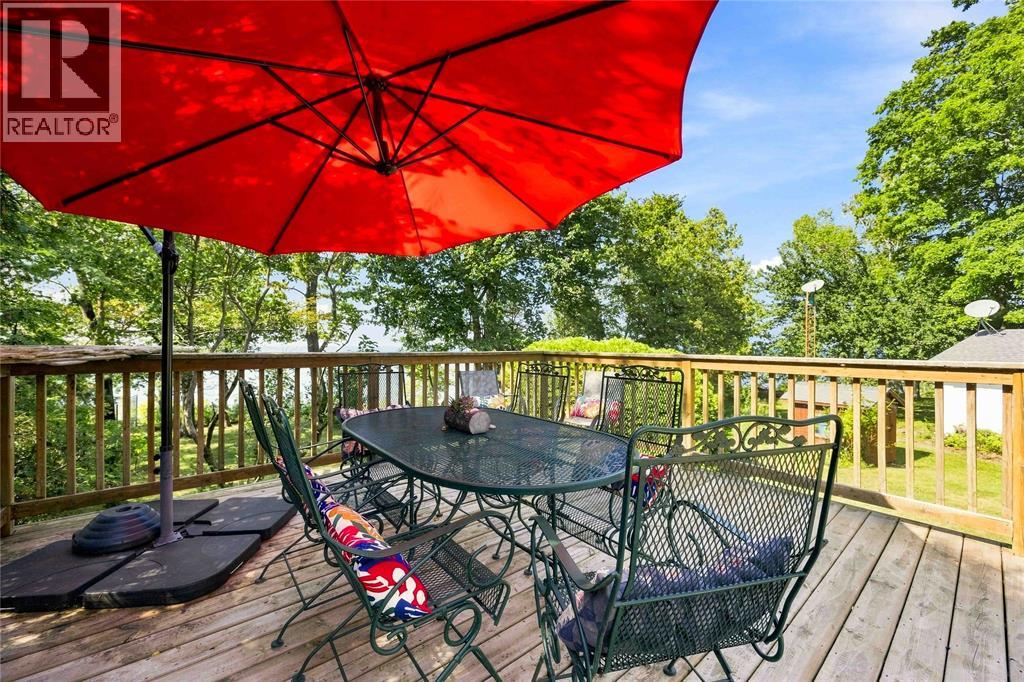 4084 Bluepoint Drive, Plympton-Wyoming, Ontario  N0N 1J6 - Photo 33 - 26012577
