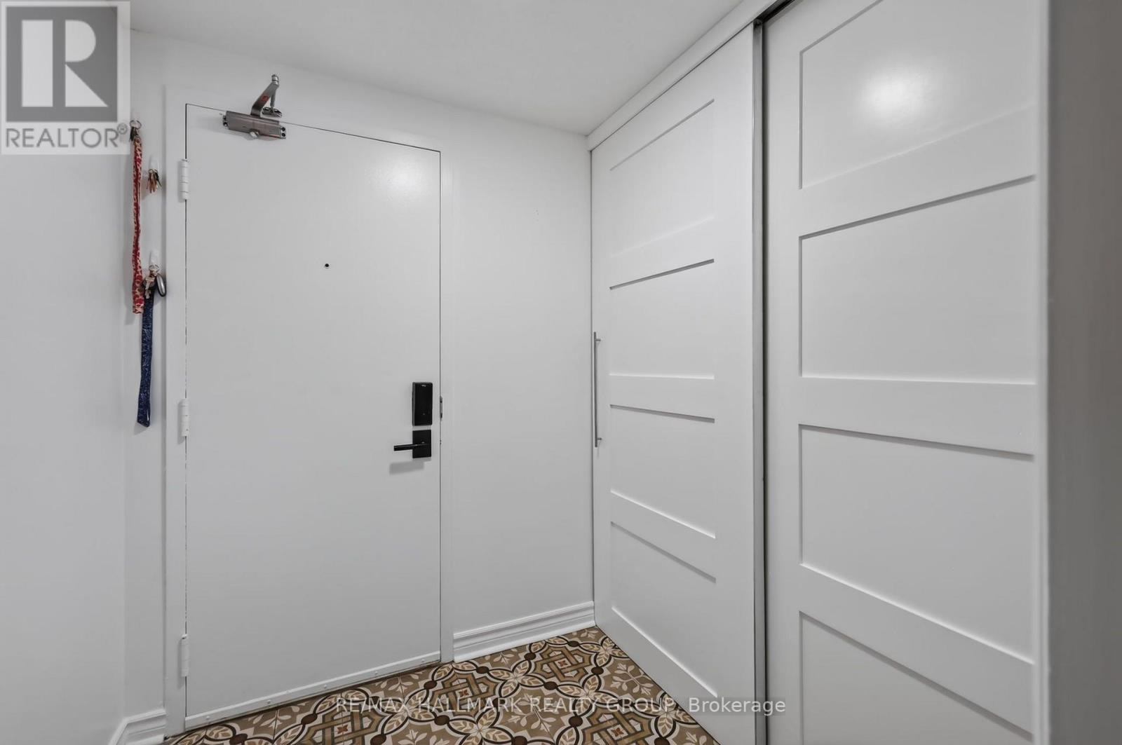 109 - 6434 Bilberry Drive, Ottawa, Ontario  K1C 4P5 - Photo 3 - X13682444