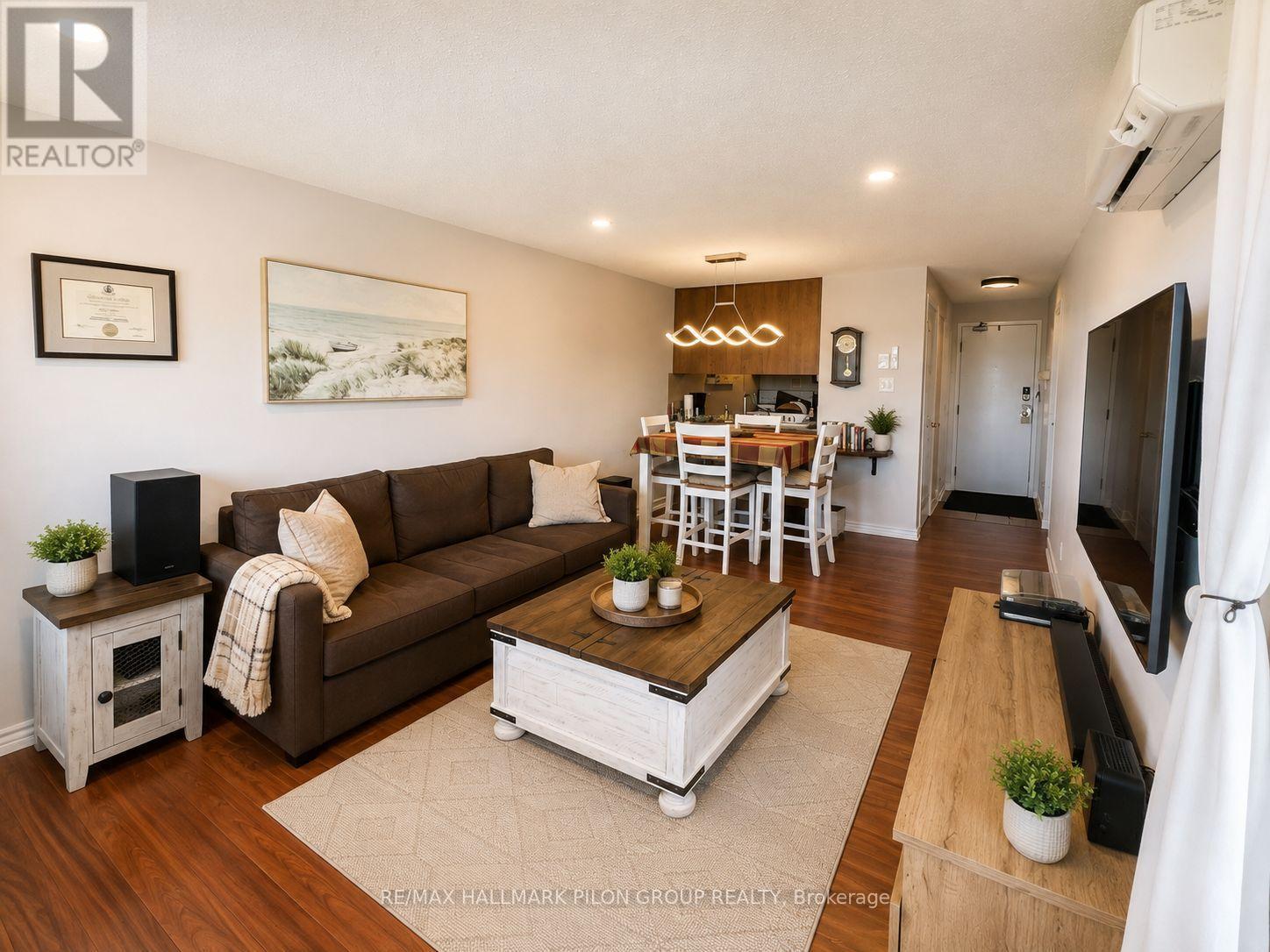 405 - 6532 Bilberry Drive, Ottawa, Ontario  K1C 4N9 - Photo 2 - X13682526