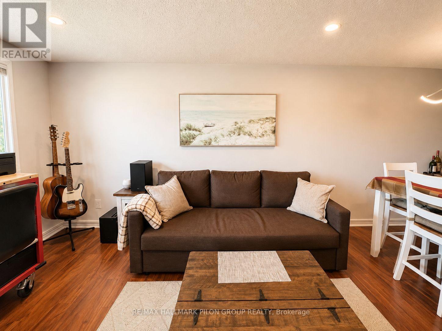 405 - 6532 Bilberry Drive, Ottawa, Ontario  K1C 4N9 - Photo 3 - X13682526