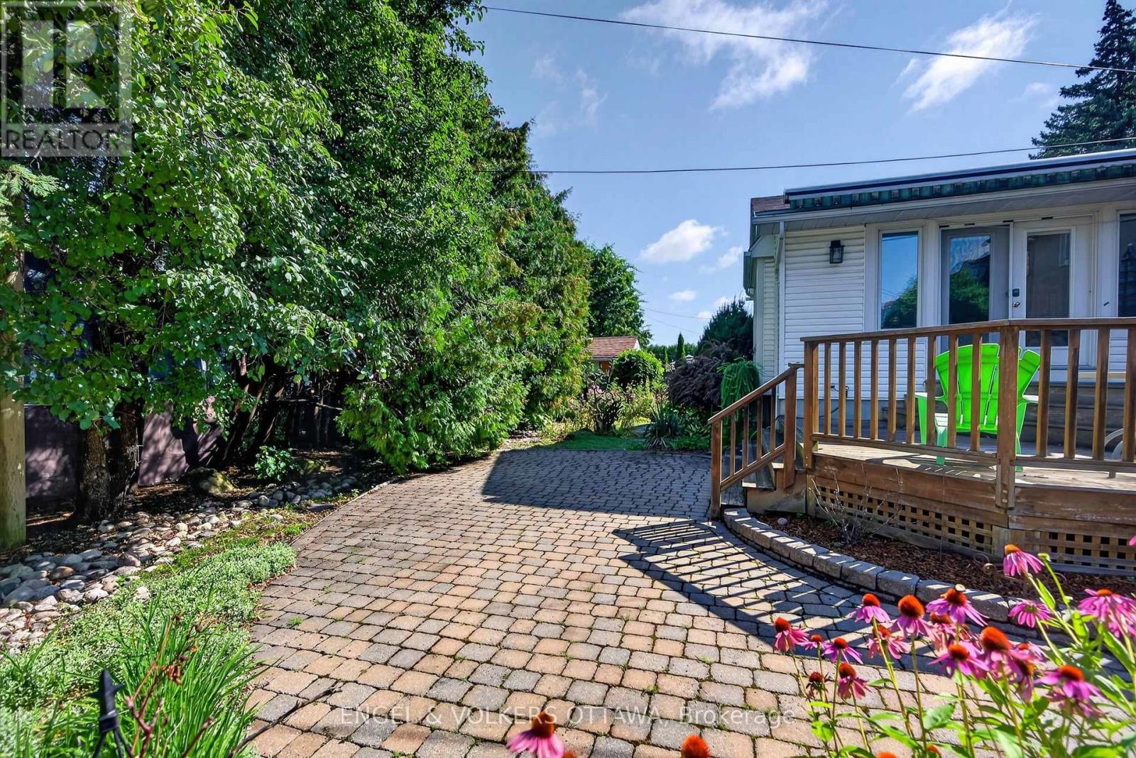 905 Garwood Avenue, Ottawa, Ontario  K1V 6X2 - Photo 37 - X13682530