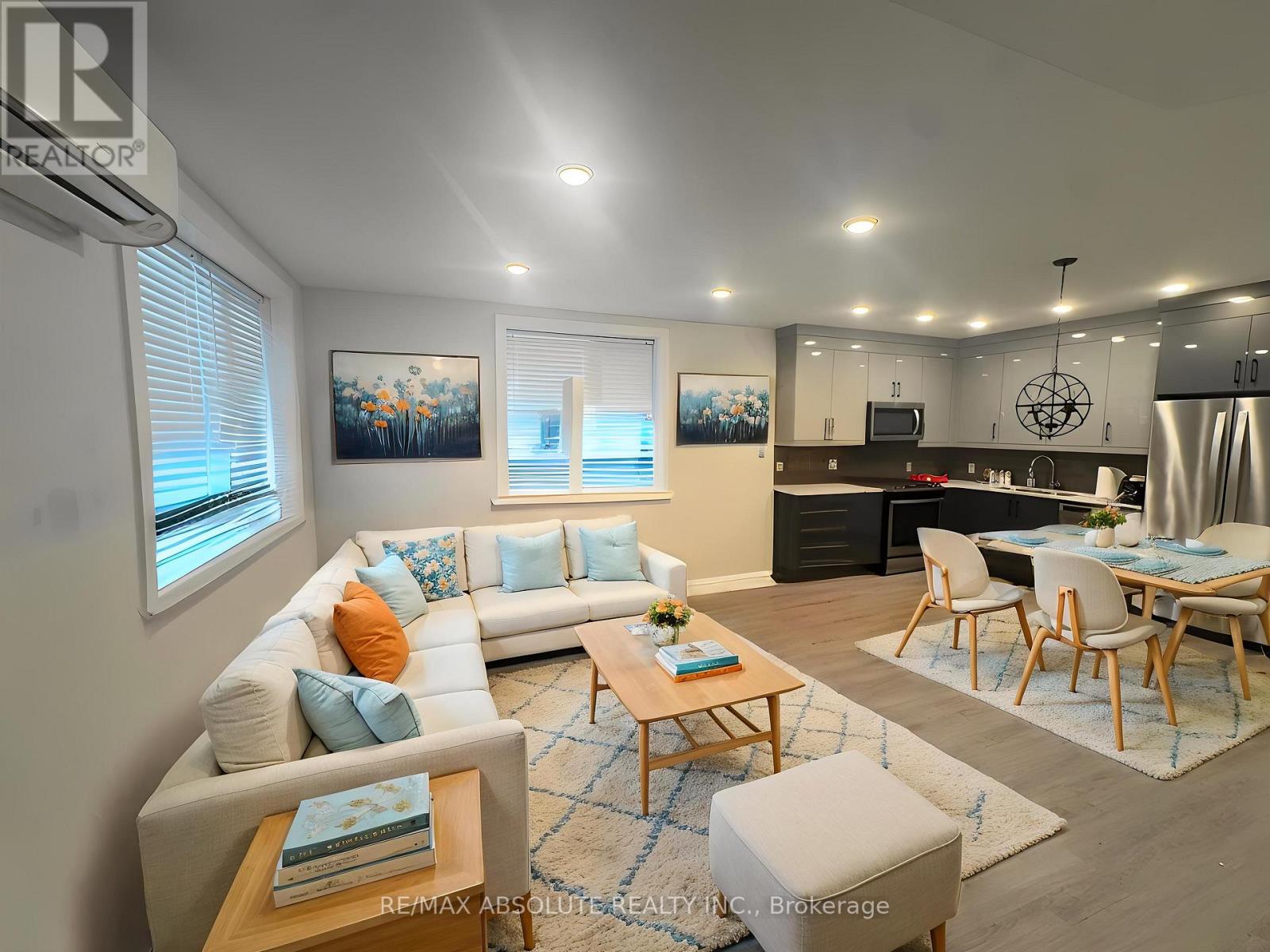 4 - 300 Elmgrove Avenue, Ottawa, Ontario  K1Z 6V1 - Photo 2 - X13682534