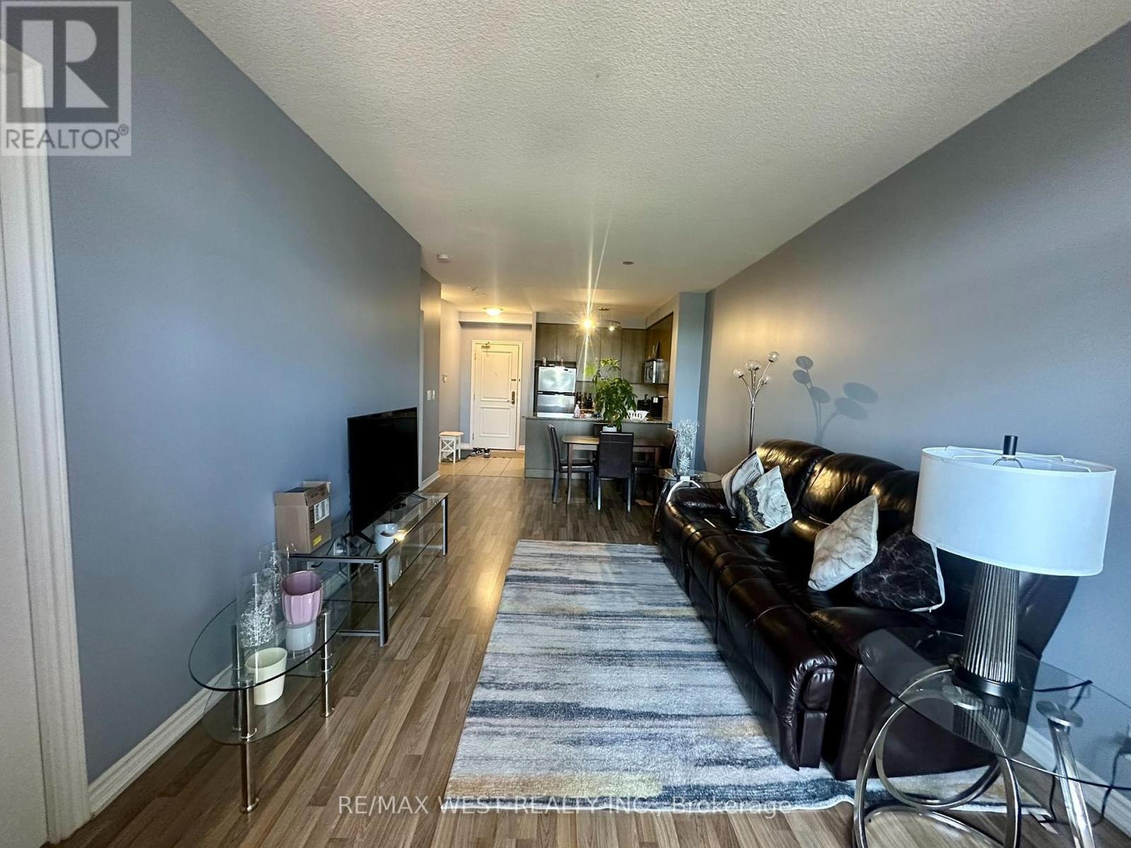 302 - 9235 Jane Street, Vaughan, Ontario  L6A 0J8 - Photo 3 - N13682314