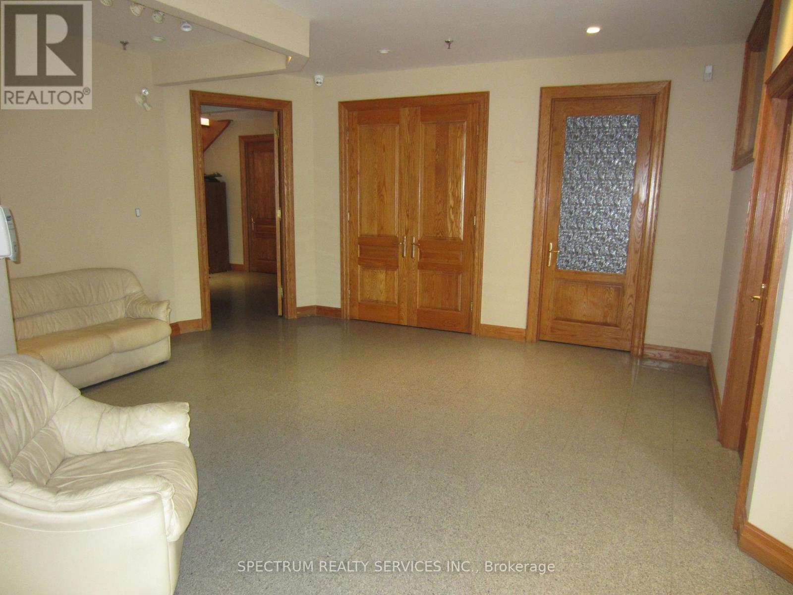 23 Ground - 80 Carlauren Road, Vaughan, Ontario  L4L 7Z5 - Photo 6 - N13682338