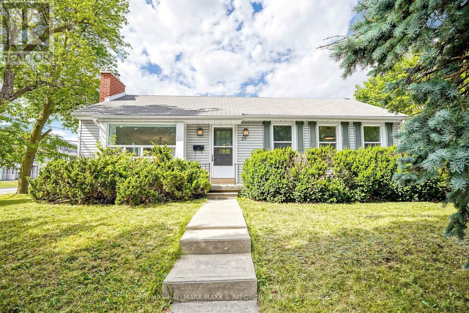 25 HARDING BOULEVARD