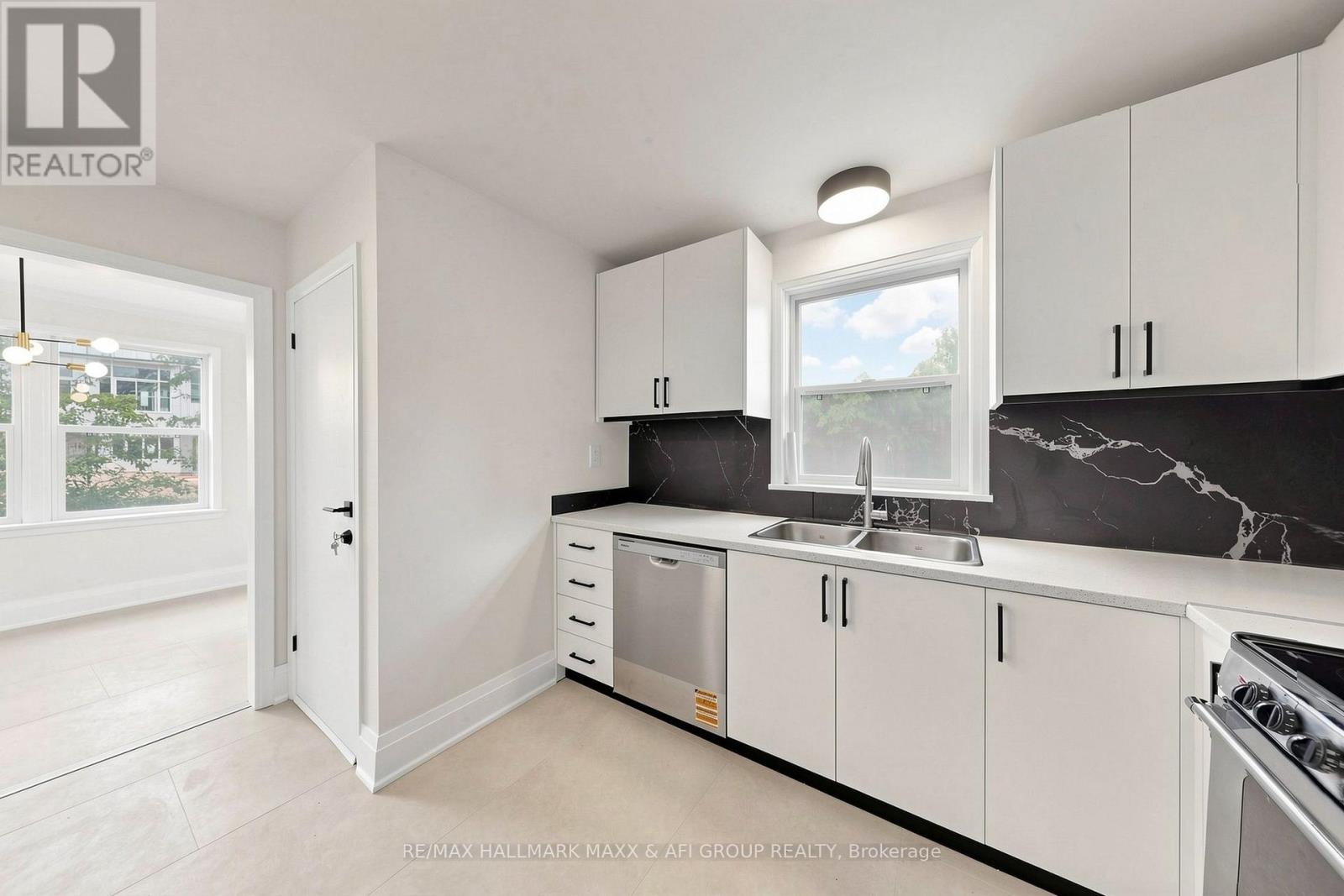 25 Harding Boulevard, Richmond Hill, Ontario  L4C 1S7 - Photo 13 - N13682538