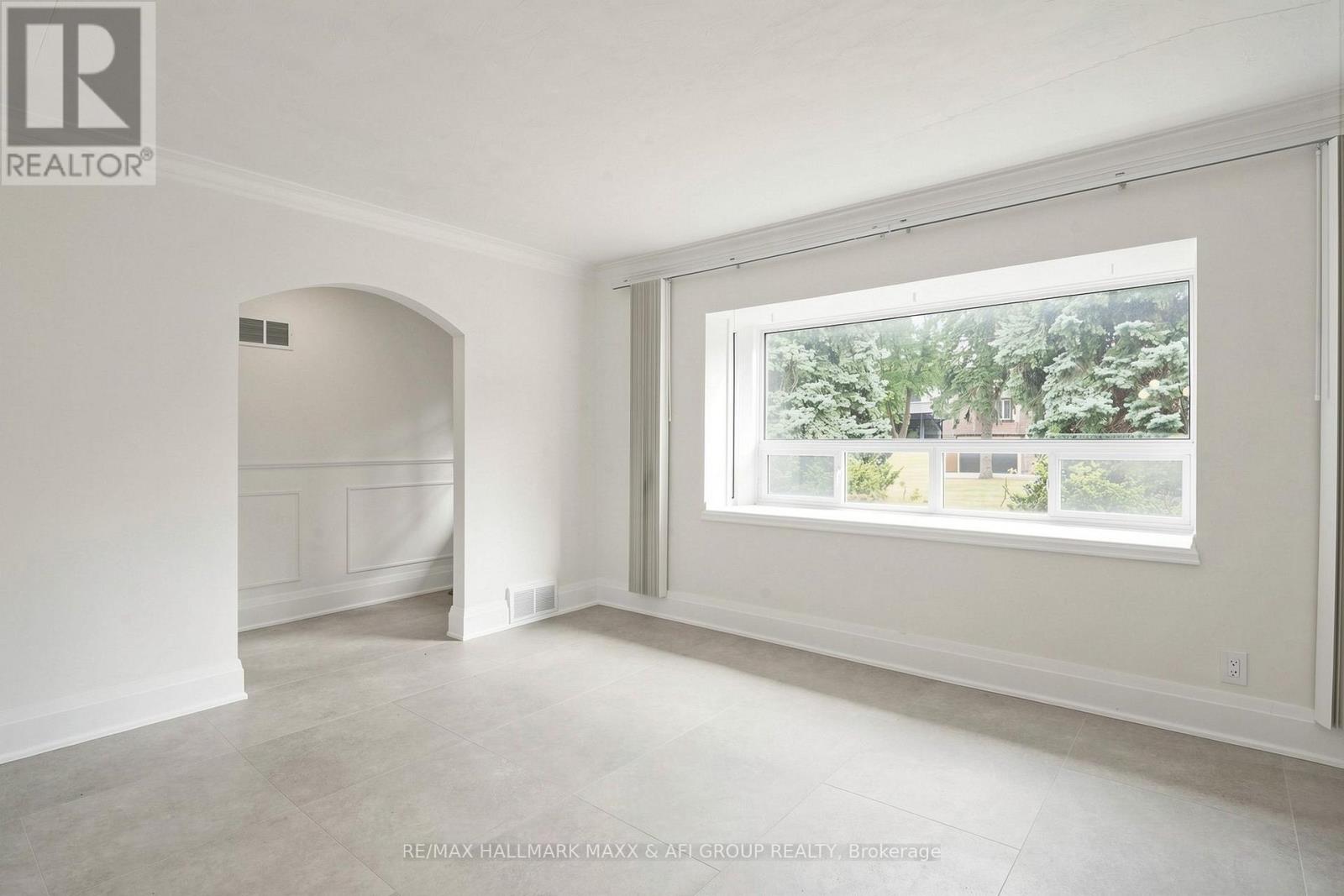 25 Harding Boulevard, Richmond Hill, Ontario  L4C 1S7 - Photo 8 - N13682538
