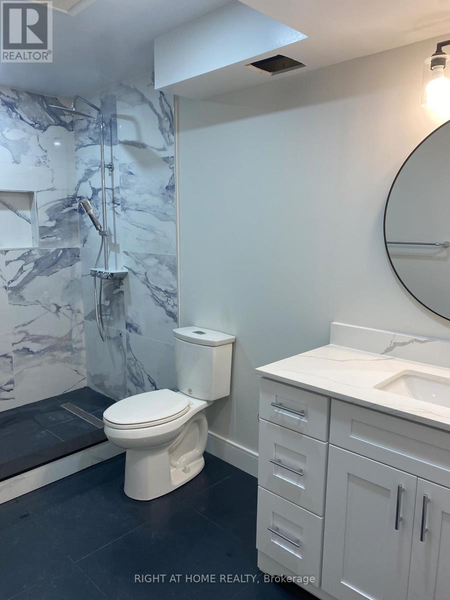 33 Country Heights Drive, Richmond Hill, Ontario  L4E 3M8 - Photo 10 - N13682592