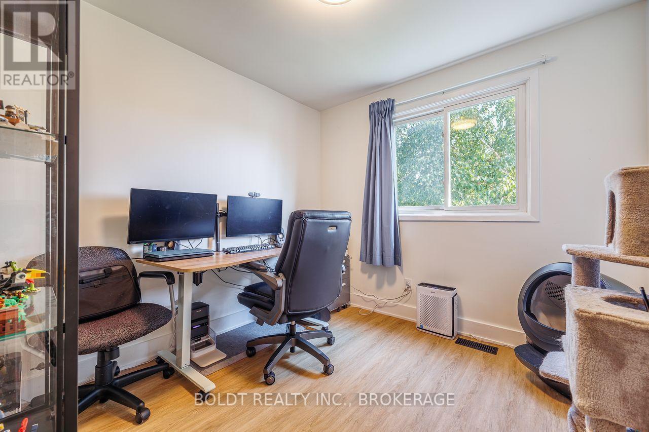 47 Brackencrest Road, St. Catharines, Ontario  L2P 3K7 - Photo 12 - X13682428