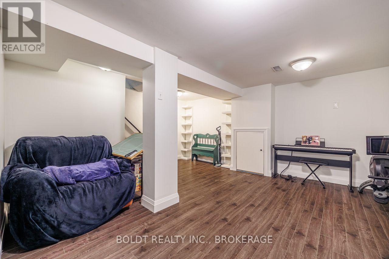 47 Brackencrest Road, St. Catharines, Ontario  L2P 3K7 - Photo 16 - X13682428