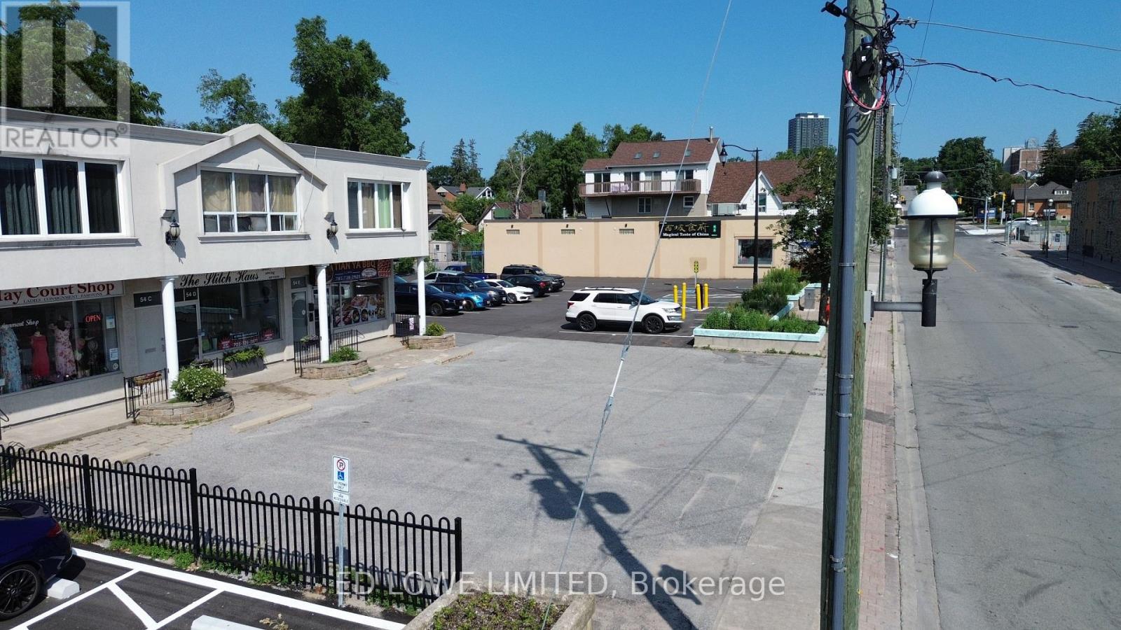 C & D - 54 Maple Avenue, Barrie (City Centre), Ontario  L4N 1R8 - Photo 5 - S13682316