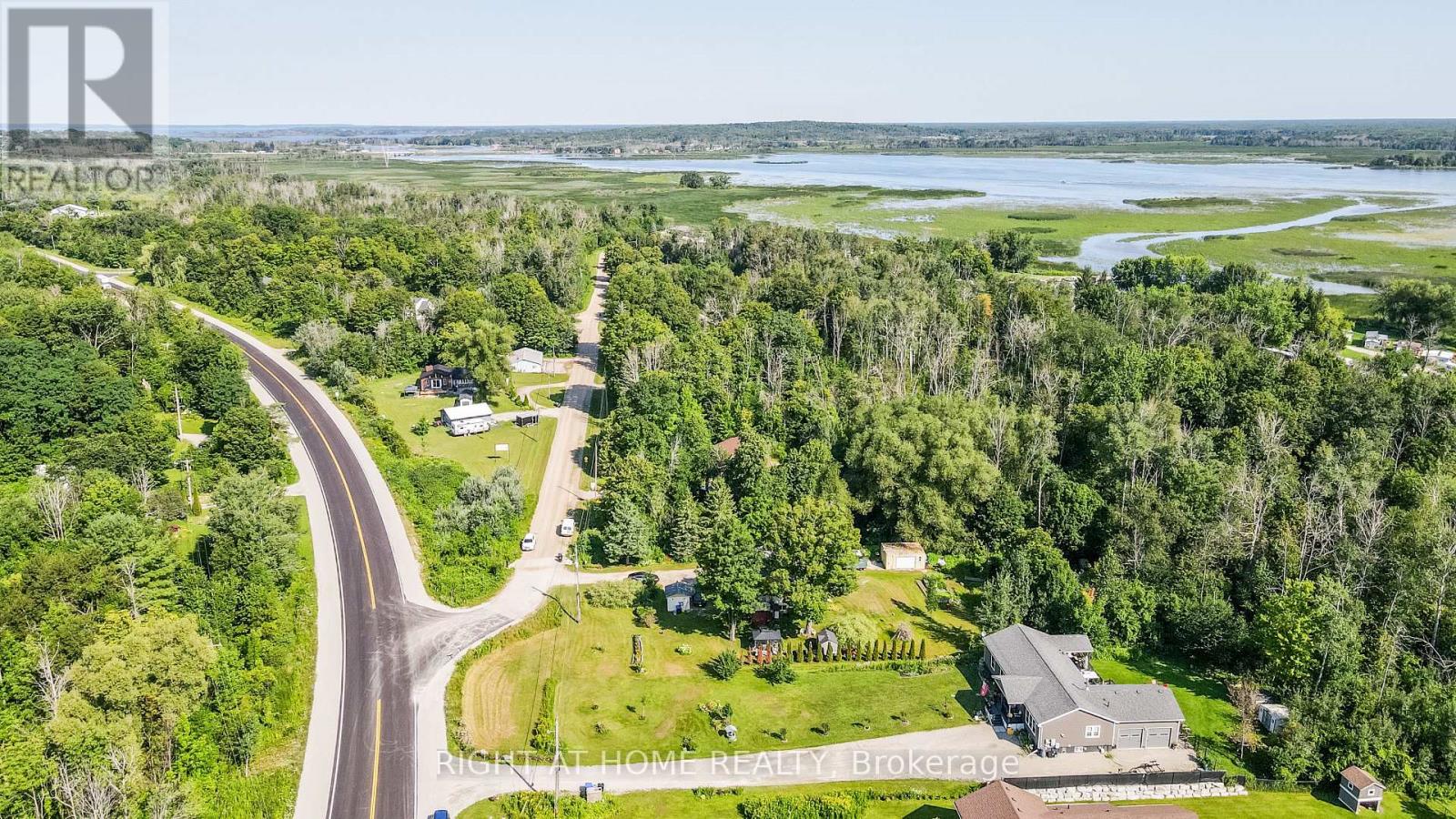13009 County Road 16 Drive, Tay (Waubaushene), Ontario  L0K 2C0 - Photo 40 - S13682474