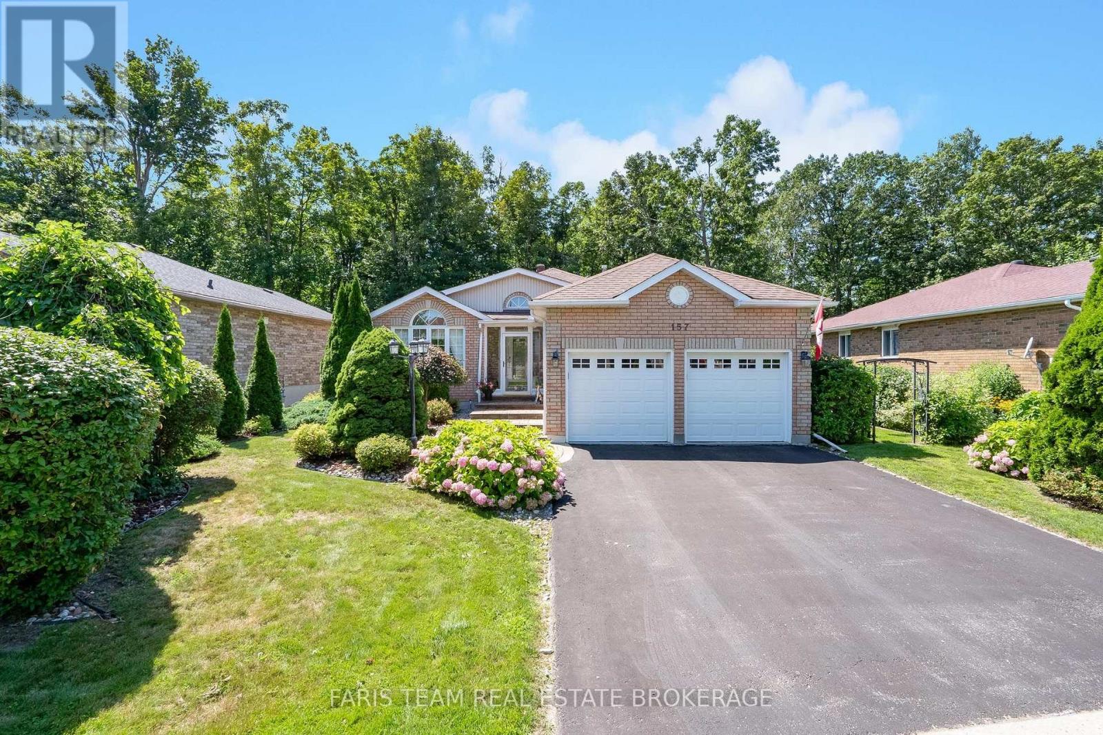 157 EMMS DRIVE, barrie (holly), Ontario