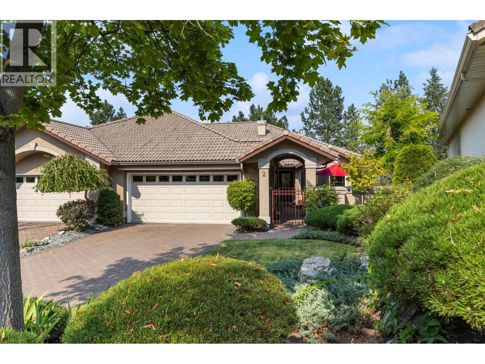 4400 Gallaghers Drive E Unit# 2, Kelowna, British Columbia V1W 3Z8 - Photo 2 - 10396178
