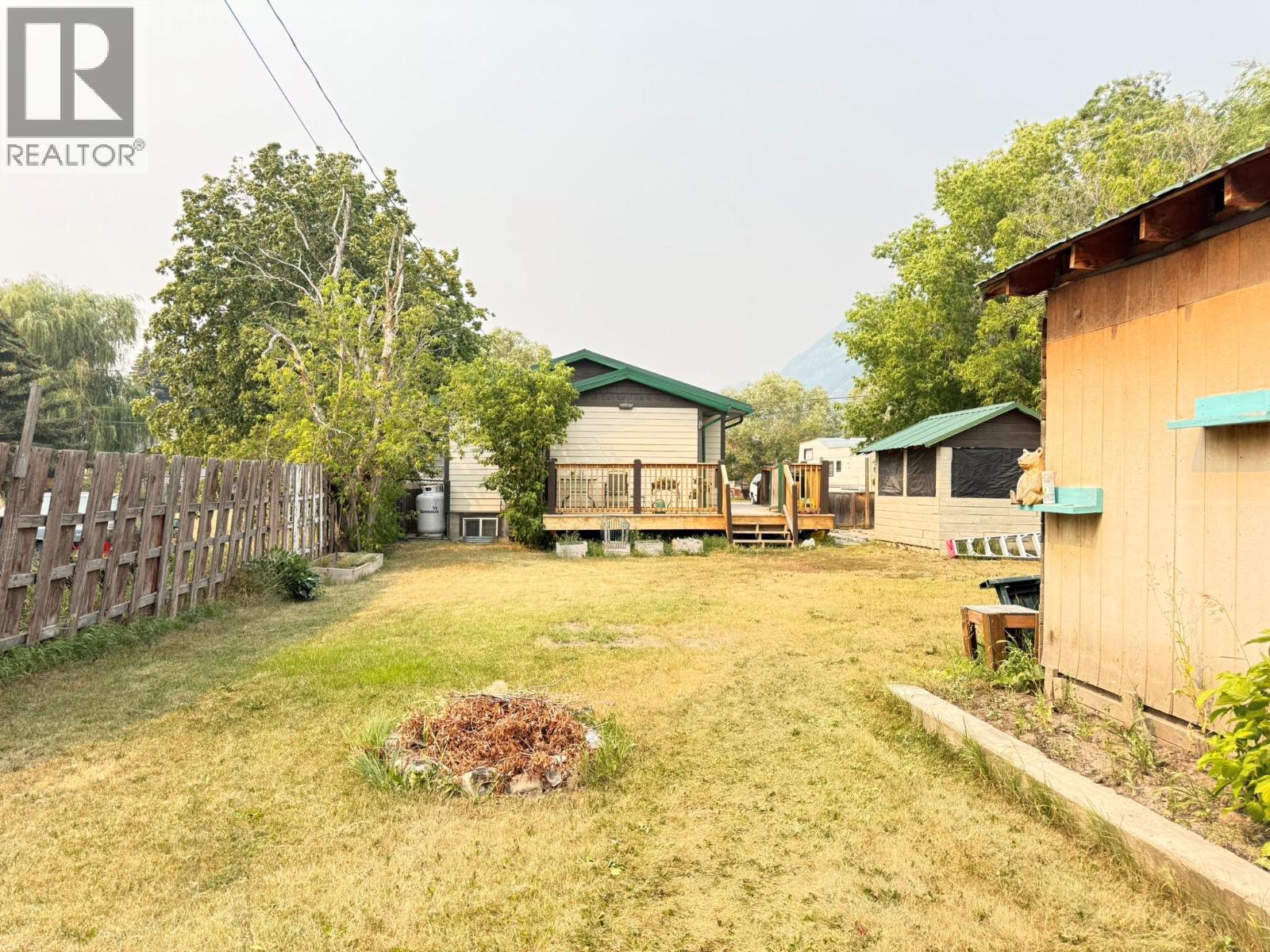 4954 Stevens Avenue, Canal Flats, British Columbia  V0B 1B0 - Photo 25 - 10396650