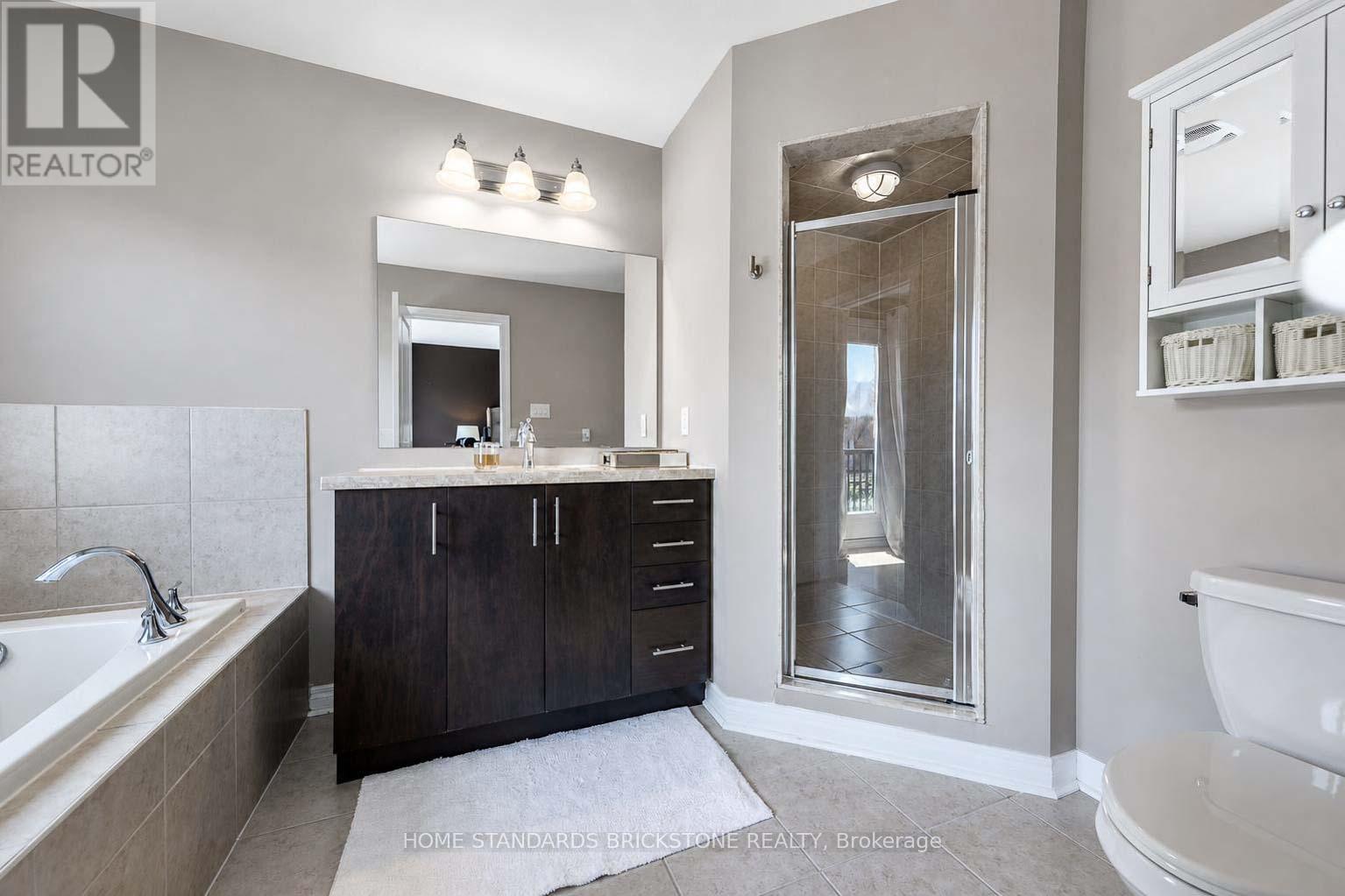 3058 Eberly Woods Drive, Oakville, Ontario  L6M 0T5 - Photo 22 - W13682326