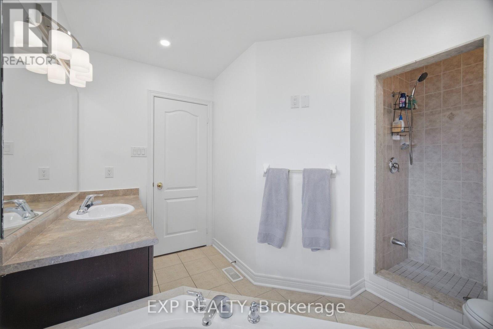 363 Holmes Crescent, Milton, Ontario  L9T 0T4 - Photo 21 - W13682330