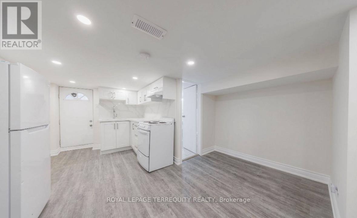 Bsmt - 185 Laughton Avenue, Toronto, Ontario  M6N 2X6 - Photo 2 - W13682344