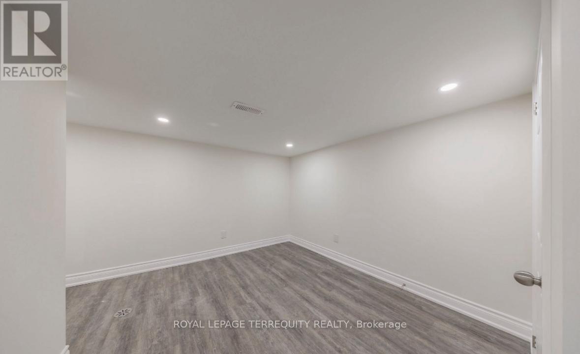 Bsmt - 185 Laughton Avenue, Toronto, Ontario  M6N 2X6 - Photo 5 - W13682344