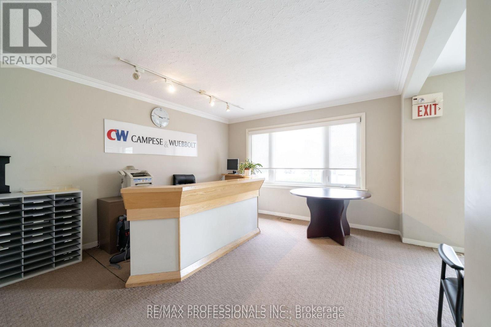 586 Browns Line, Toronto, Ontario  M8W 3V5 - Photo 5 - W13682362